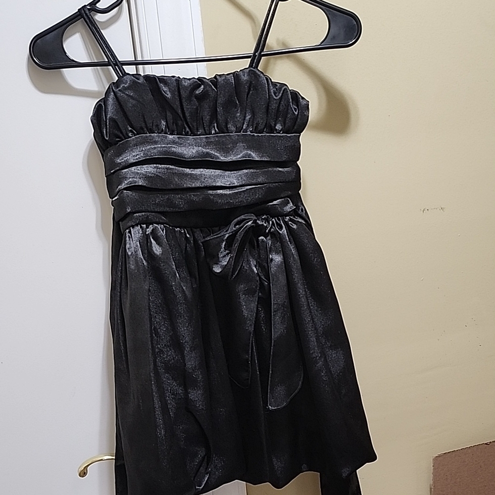 Elegant Black Satin Dress,Shania brand,black,Girls size 6